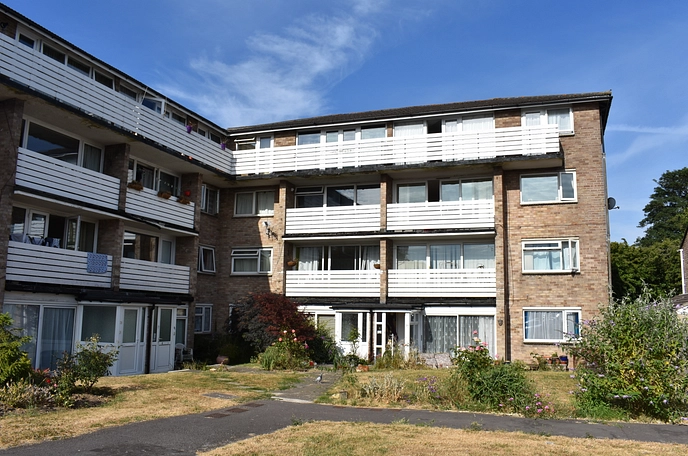 2 bedroom apartment to rent
