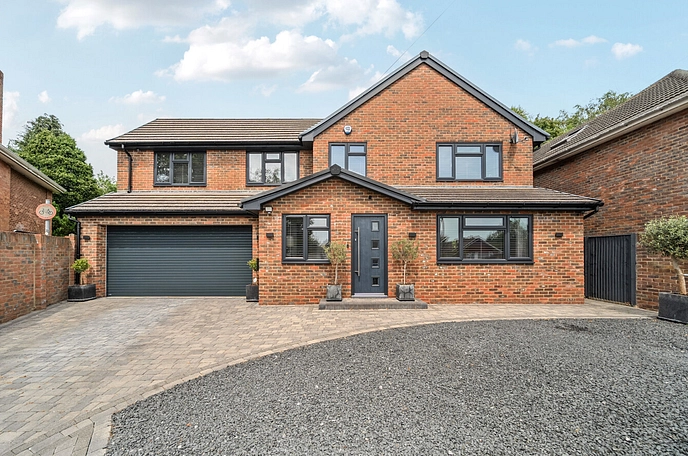 4 bedroom  detached house for sale