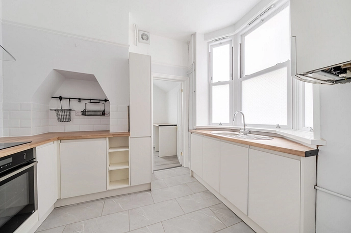 2 bedroom  terraced house to rent
