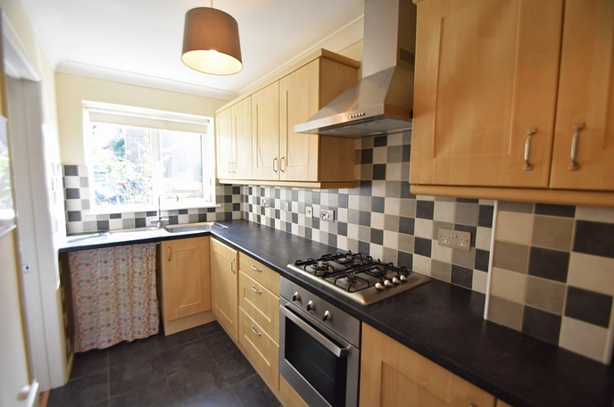 2 bedroom house to rent
