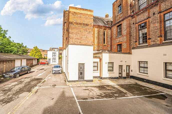 2 bedroom apartment for sale