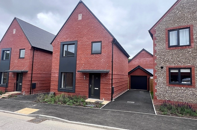 3 bedroom detached house to rent