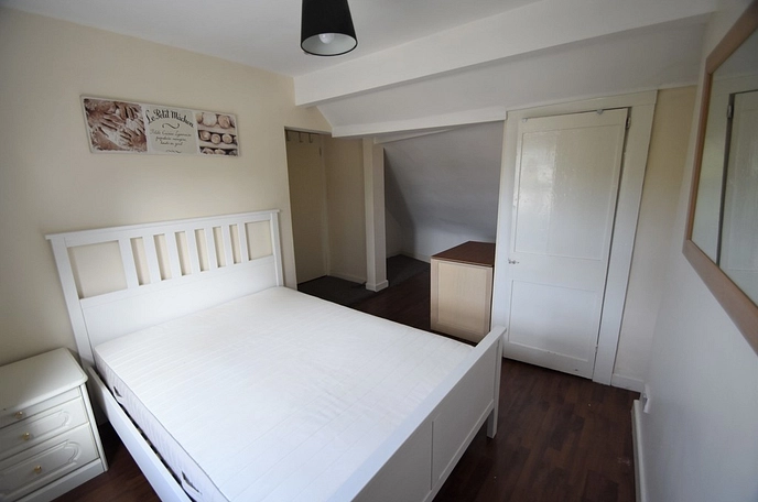 2 bedroom apartment to rent