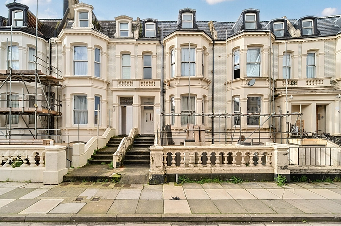 1 bedroom apartment for sale
