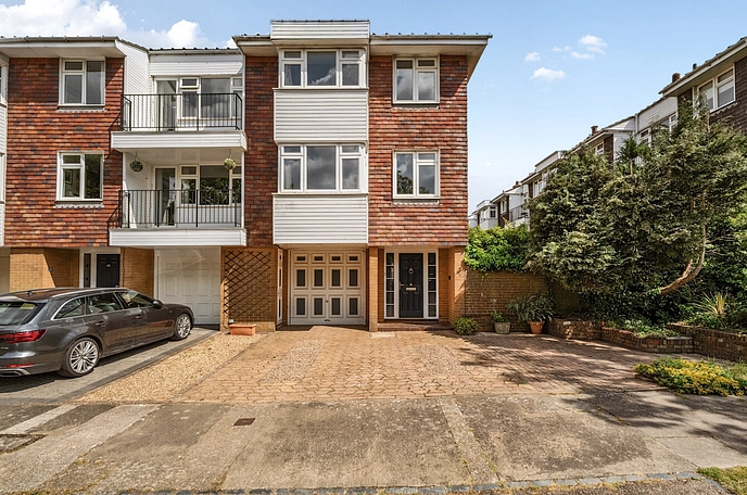 4 bedroom house for sale