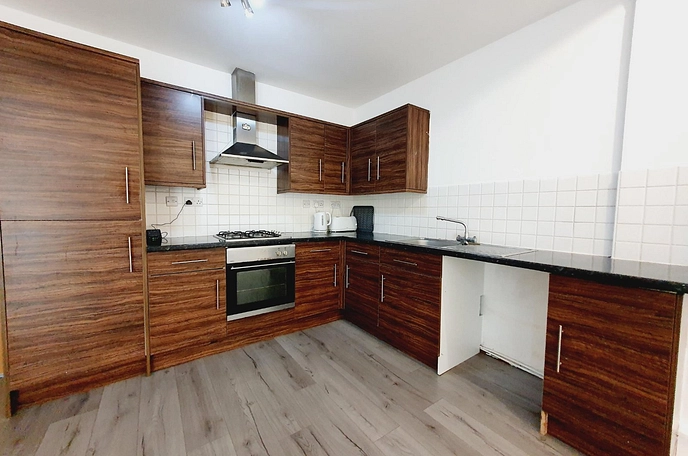 3 bedroom apartment to rent