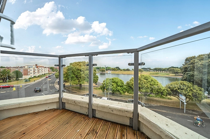 3 bedroom apartment to rent