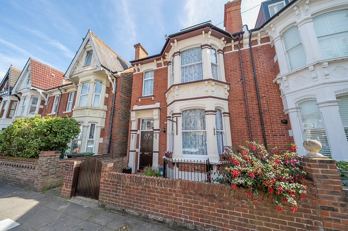 1 bedroom apartment to rent