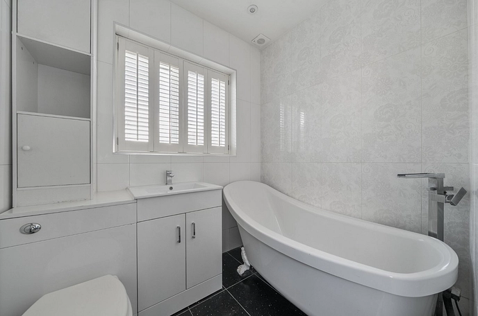 2 bedroom  terraced house to rent