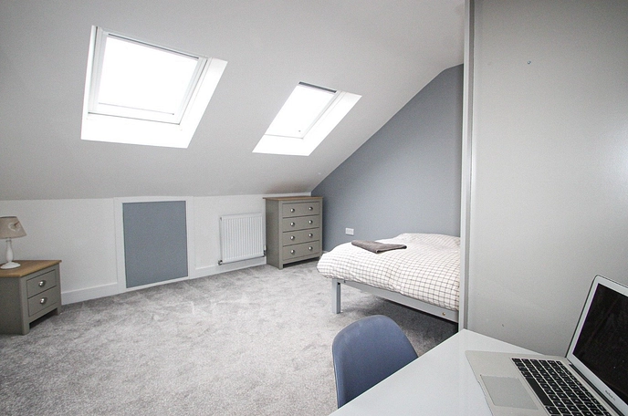 7 bedroom terraced house to rent