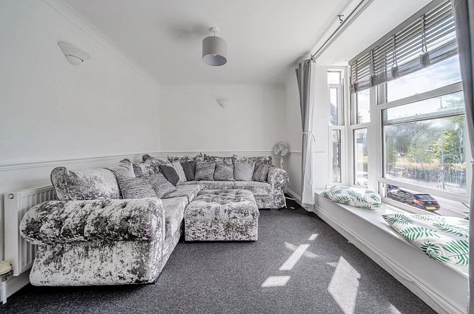 2 bedroom apartment to rent