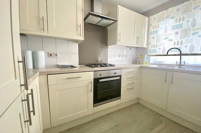 2 bedroom  semi-detached house to rent
