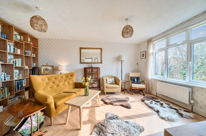 3 bedroom  detached bungalow for sale