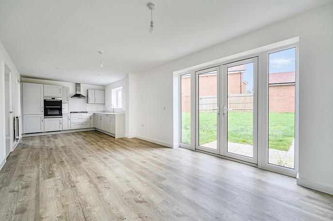 4 bedroom  detached house for sale