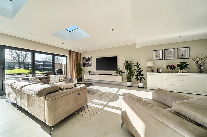 4 bedroom  detached house for sale