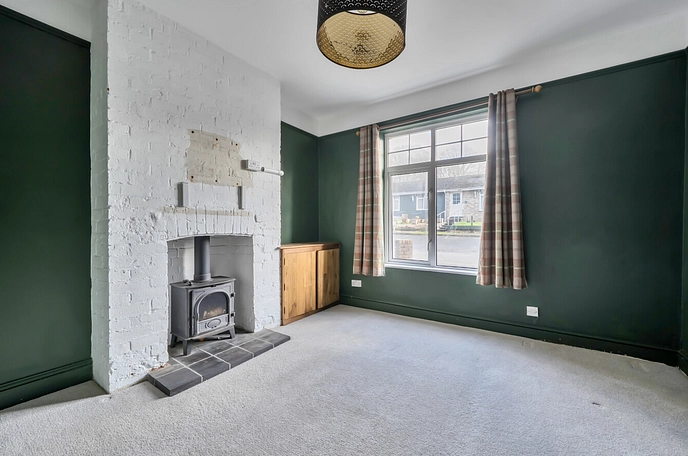 2 bedroom  semi-detached house for sale