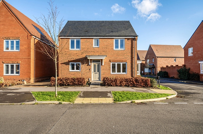 4 bedroom  detached house for sale
