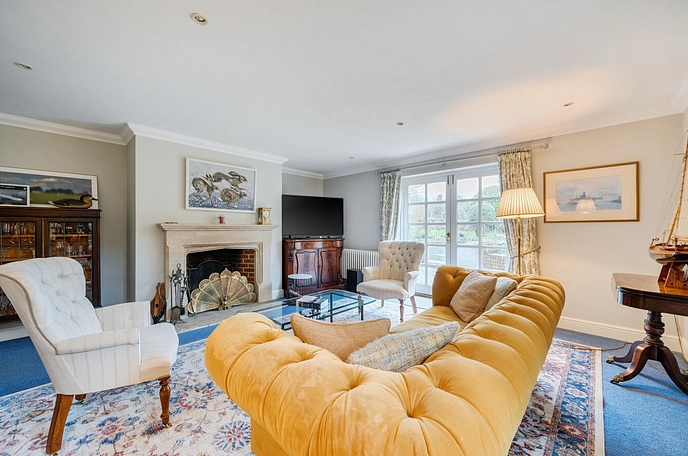 3 bedroom  detached house for sale