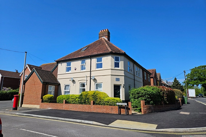 1 bedroom apartment for sale