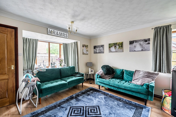 4 bedroom  detached house for sale