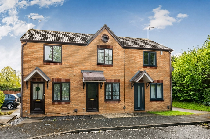 1 bedroom  terraced house for sale