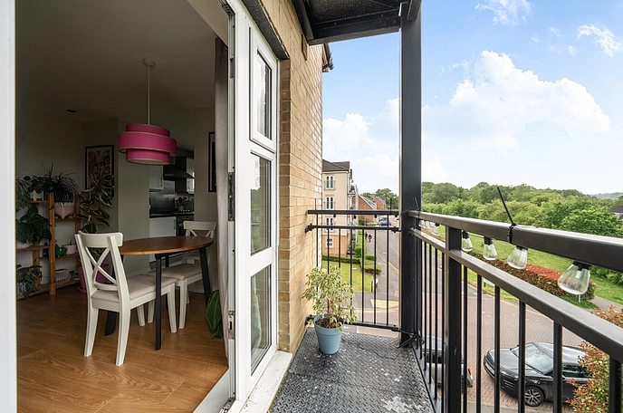 2 bedroom apartment for sale