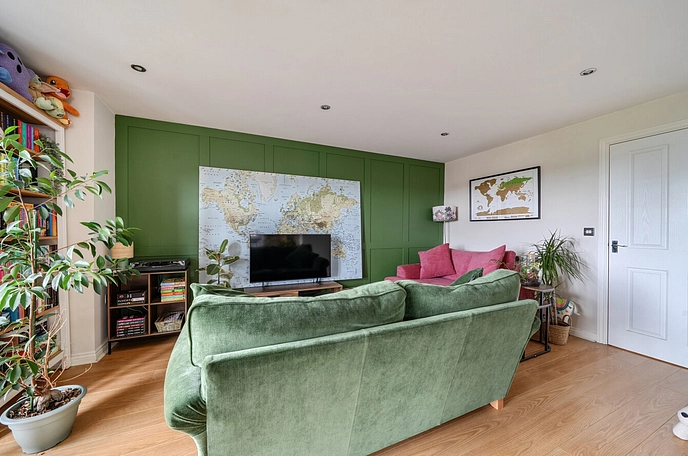 2 bedroom apartment for sale