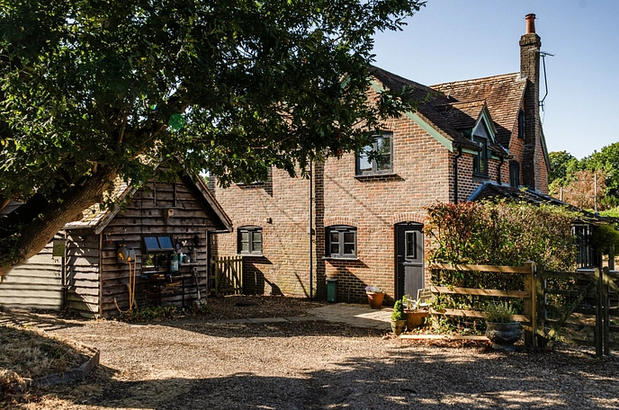 4 bedroom  detached house for sale