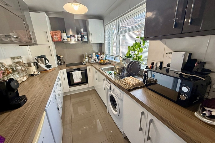 2 bedroom apartment to rent