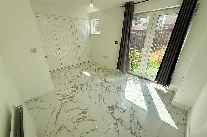 4 bedroom house to rent
