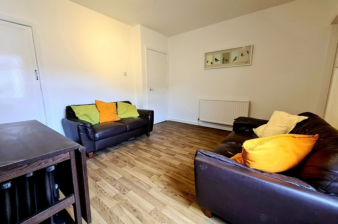 3 bedroom  terraced house to rent