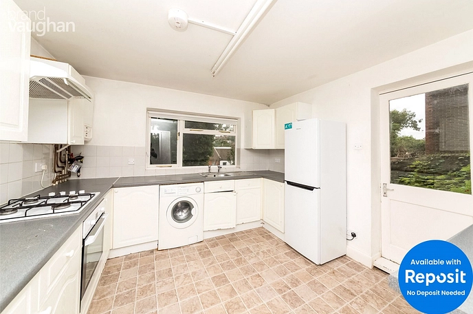 4 bedroom  terraced house to rent