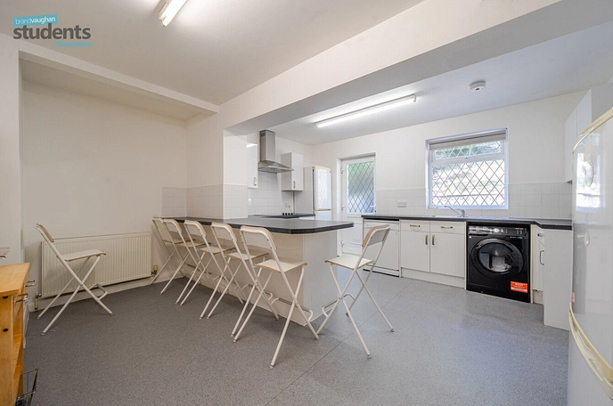 1 bedroom  semi-detached sharedaccommodation to rent