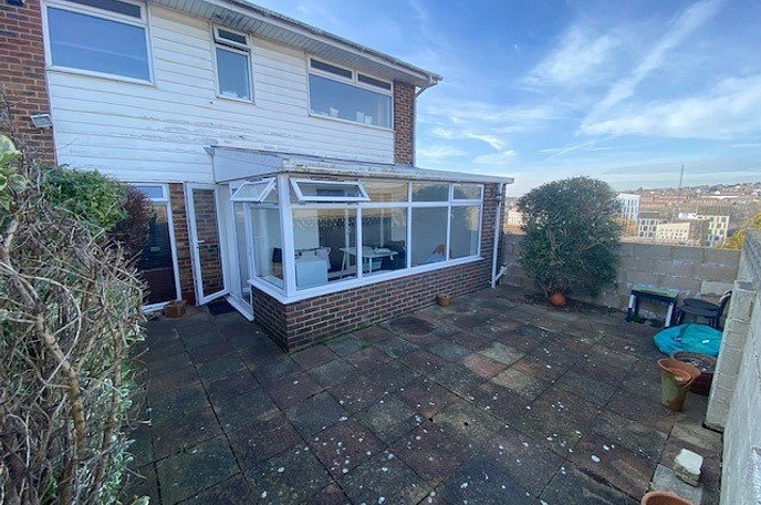 5 bedroom property to rent