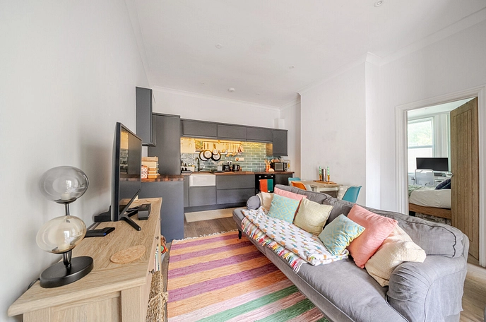 2 bedroom apartment for sale