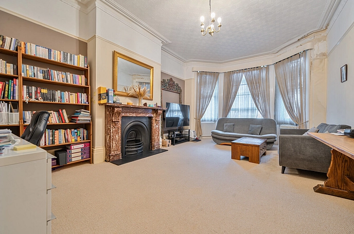 2 bedroom apartment for sale