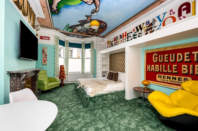 11 bedroom house for sale