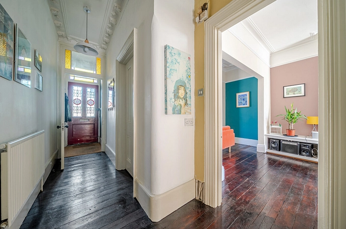 3 bedroom  terraced house for sale