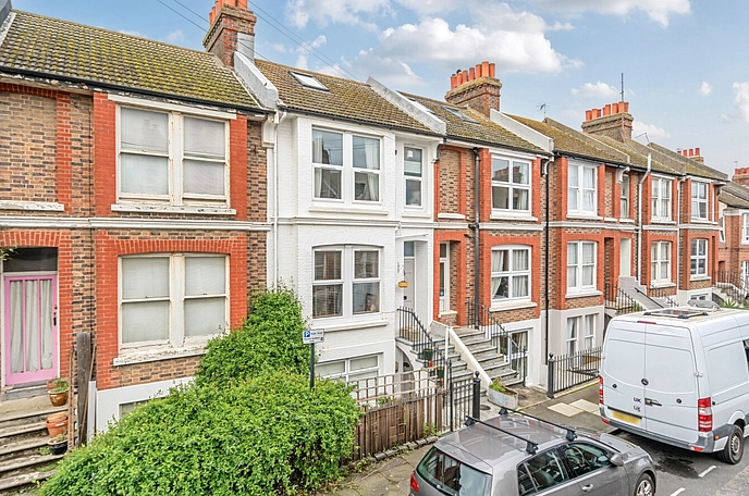 3 bedroom apartment for sale