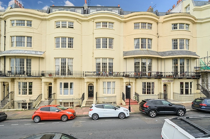 2 bedroom apartment to rent