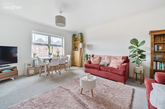 2 bedroom apartment to rent