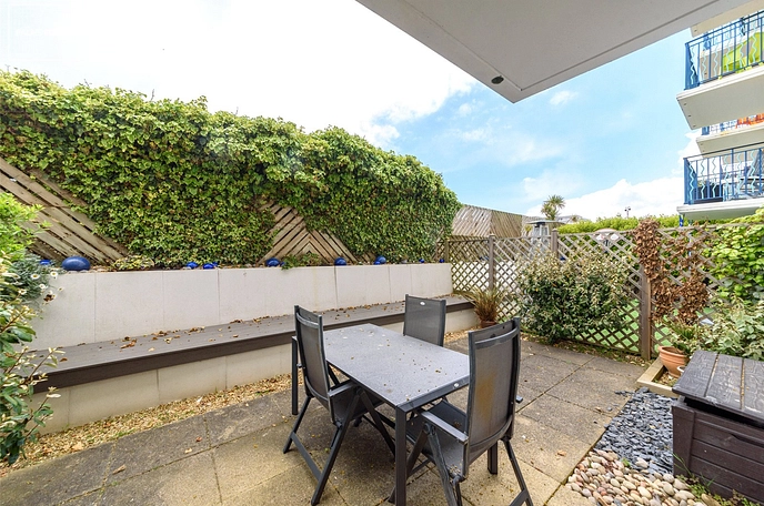 3 bedroom apartment to rent