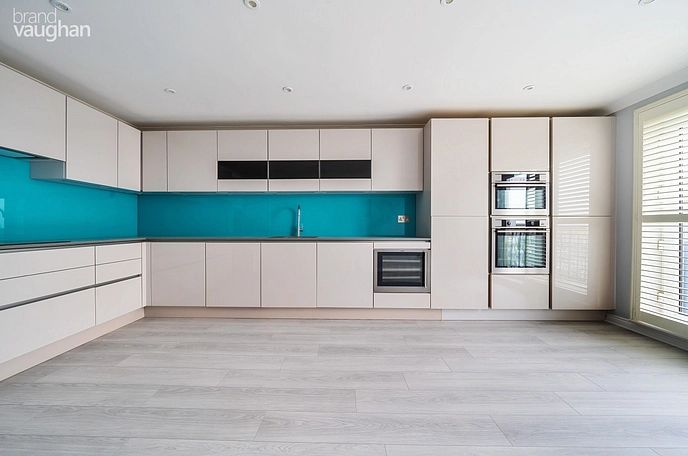 3 bedroom apartment to rent