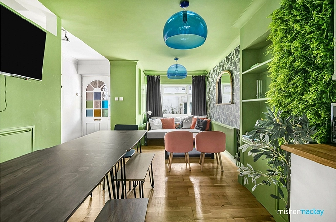 3 bedroom  terraced house to rent