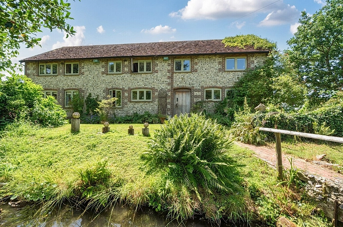 6 bedroom  detached house for sale