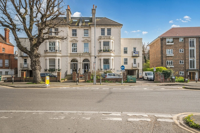 2 bedroom apartment for sale