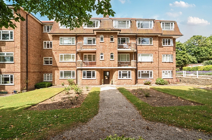 3 bedroom apartment for sale
