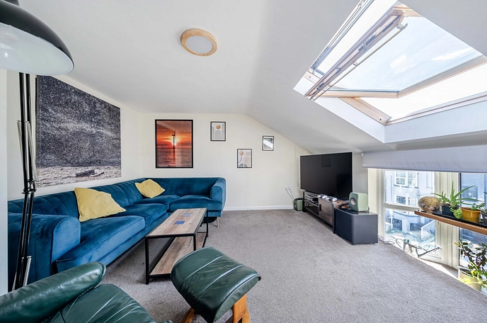 2 bedroom apartment for sale