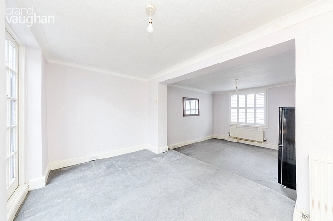 3 bedroom  terraced house to rent
