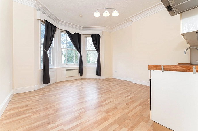 studio apartment to rent